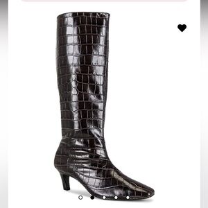 NWT Song of Style Roman Boot in Brown